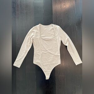 Abercrombie & Fitch Long Sleeve Bodysuit Beige Size M - Soft A&F collection
